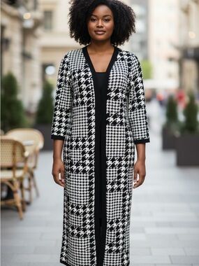 Black & White Houndstooth Maxi Dress
